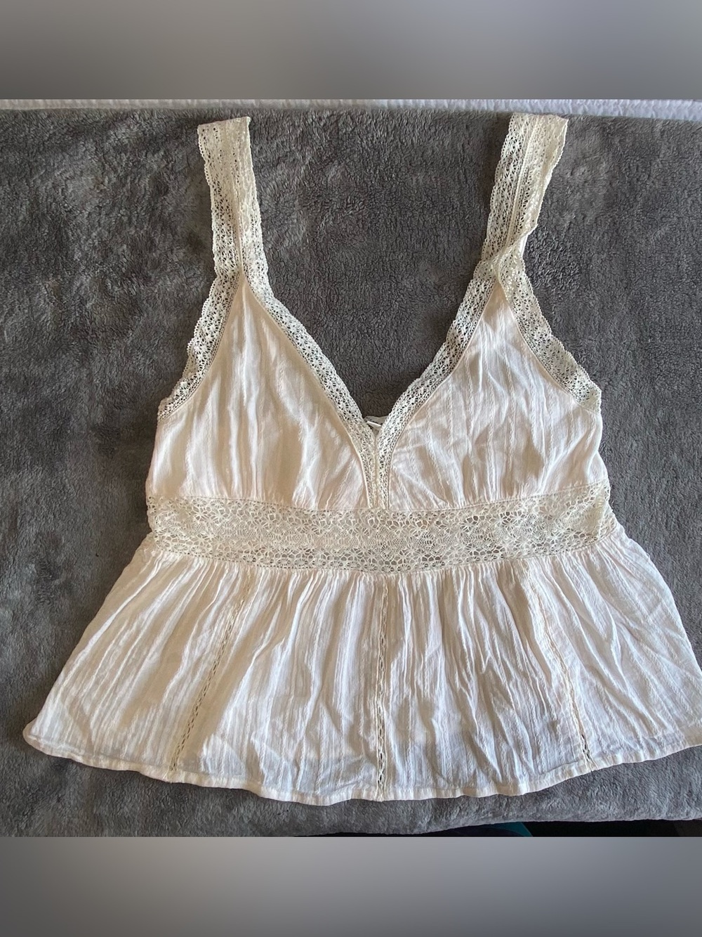 American Eagle Outfitters Cream Lace-Trim Tank